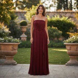 NWT AMUR Strapless Burgundy Pleated Maxi Gown Size 4